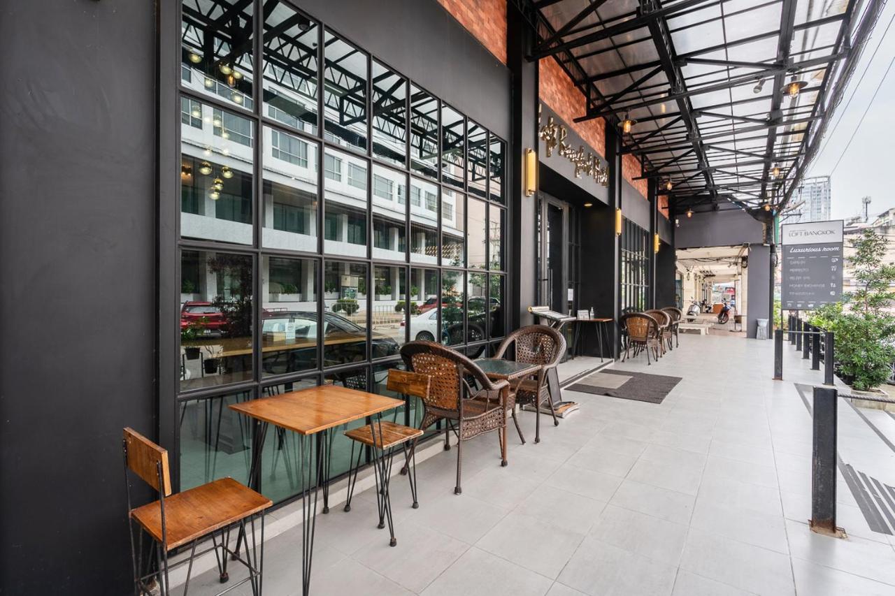 Loft Bangkok Hotel Exterior foto