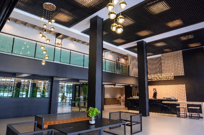 Loft Bangkok Hotel Exterior foto