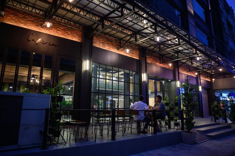 Loft Bangkok Hotel Exterior foto